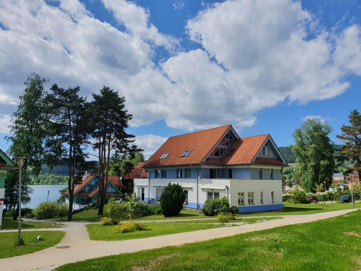 Lipno Beach Side - Riviera Apartment Lipno nad Vltavou Buitenkant foto